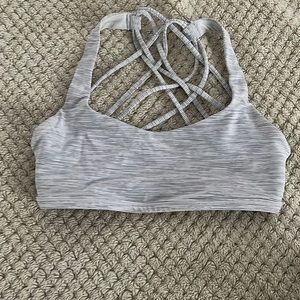 Lululemon sports bra